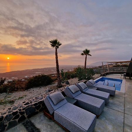 Theano Cave Suites & Villas 이메로비글리 외부 사진