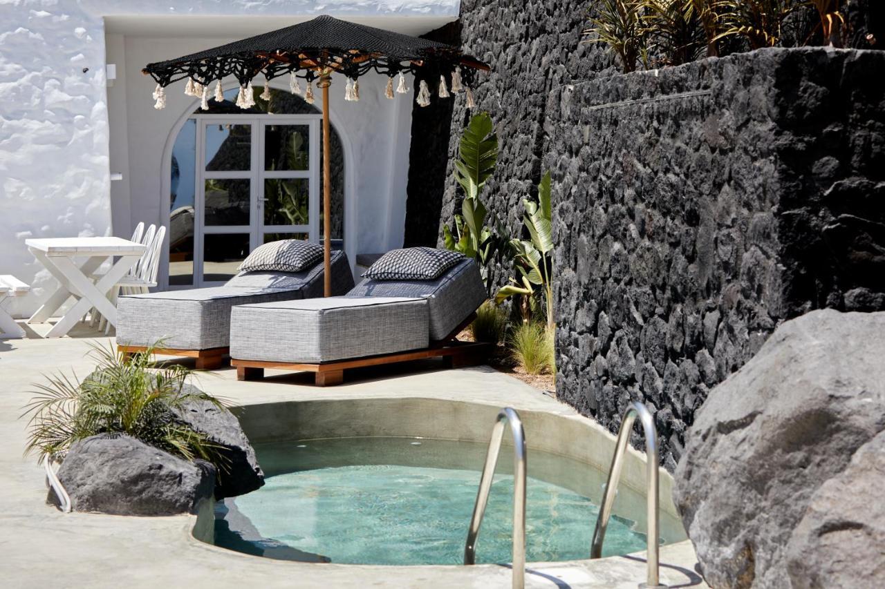 Theano Cave Suites & Villas 이메로비글리 외부 사진