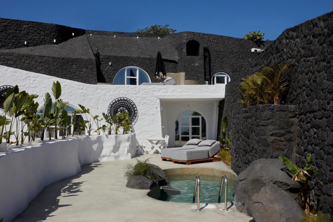 Theano Cave Suites & Villas 이메로비글리 외부 사진